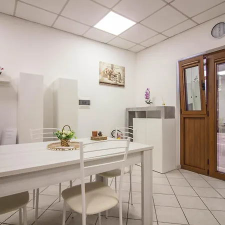 Appartement Guest Host - Saint Simplicio House *